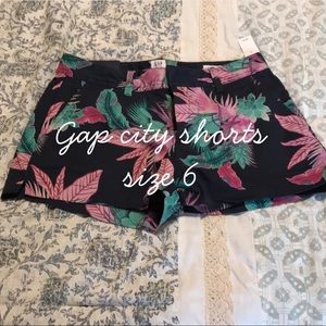 GAP City shorts. 🔅NWT🔅